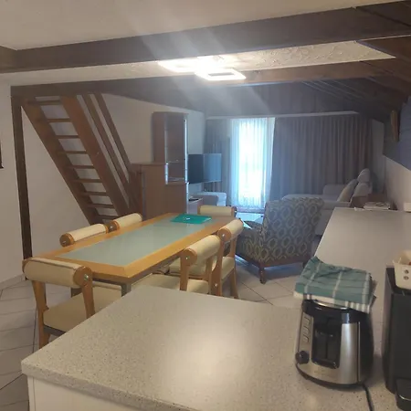 Maryland 2 Apartment